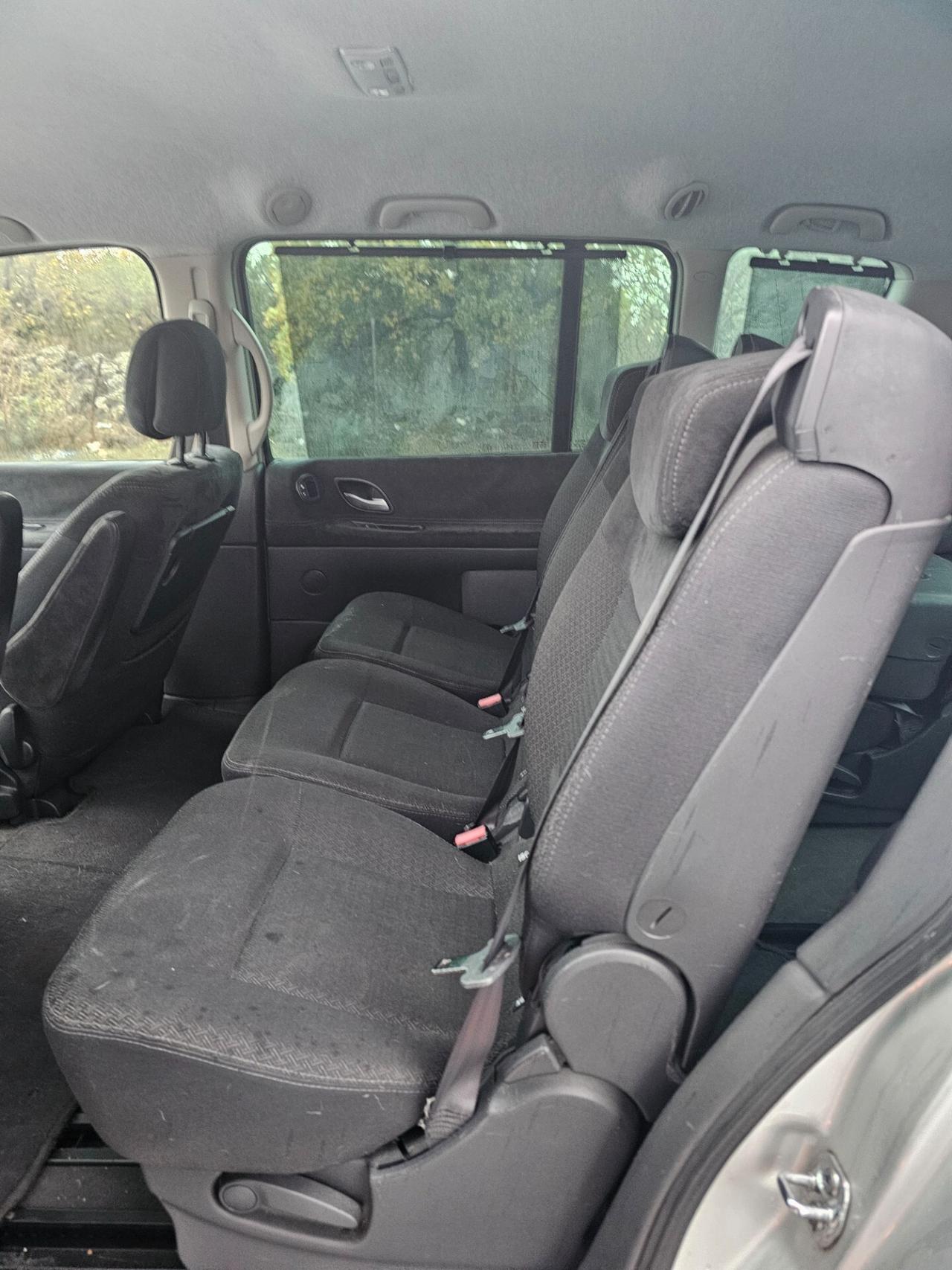 Renault Espace 2.0 dCi 175CV 7 posti con gancio traino