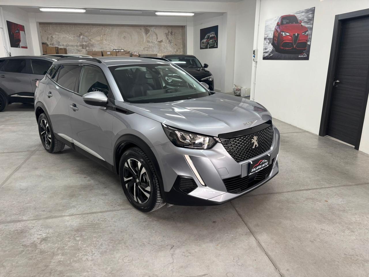 Peugeot 2008 BlueHDi 100 S&S Allure Navi Pack