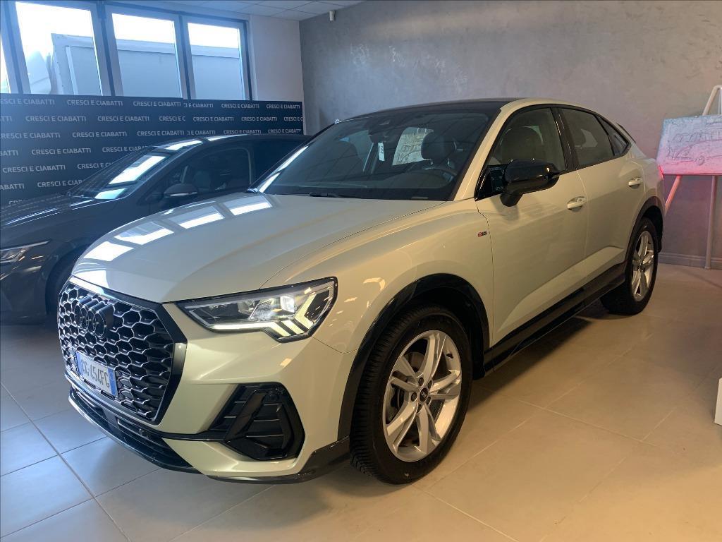 AUDI Q3 35 TDI S tronic S line edition del 2021