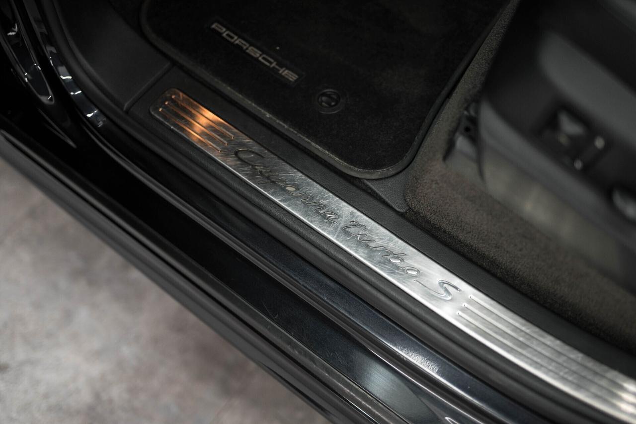 Porsche Cayenne 4.5 cat Turbo S