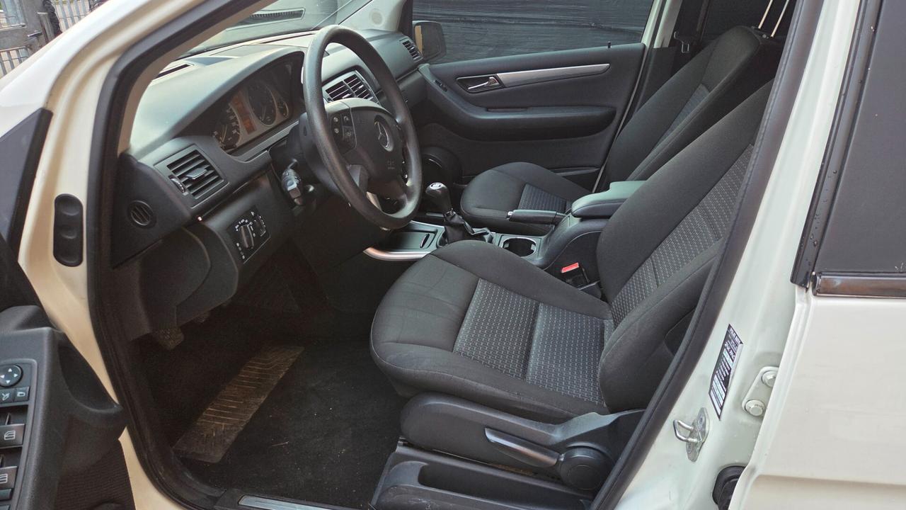 Mercedes-benz B 180 NGT BlueEFFICIENCY Executive unico proprietario