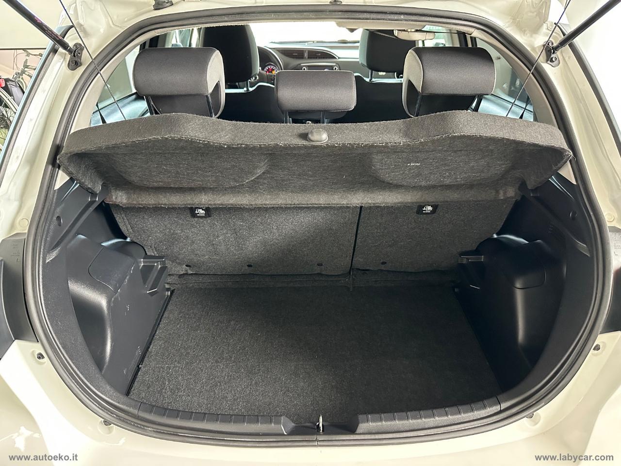 TOYOTA Yaris 1.5 Hybrid 5p. Y20 Bitone