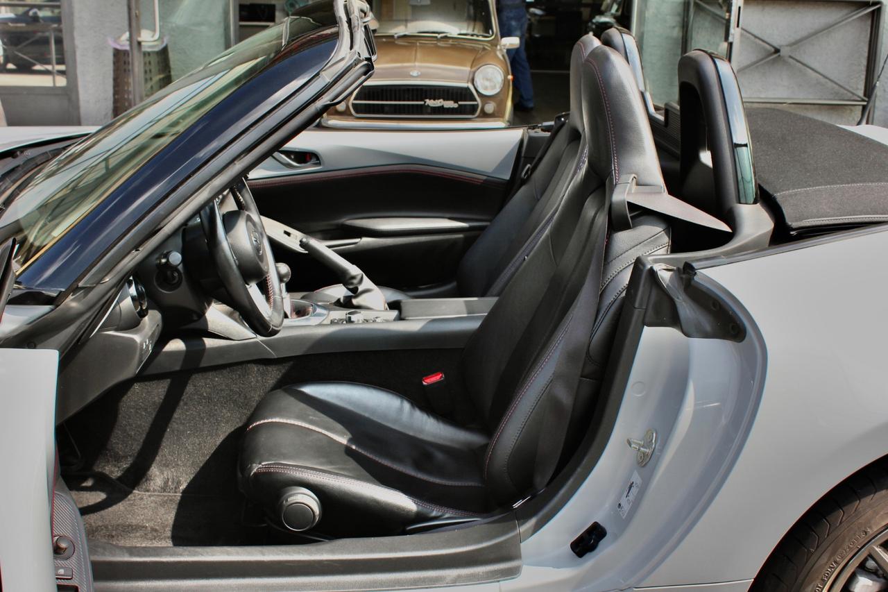 Mazda MX-5 1.5L SPORT-LINE 130CV INTERNI IN PELLE NERA