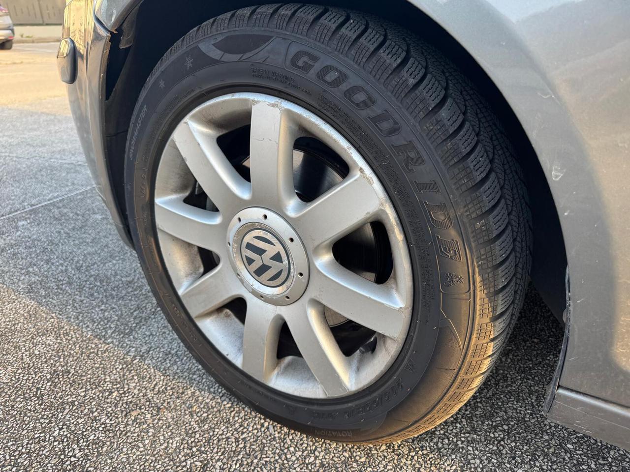 Volkswagen Golf Plus 1.9 TDI 105CV – Motore Affidabile