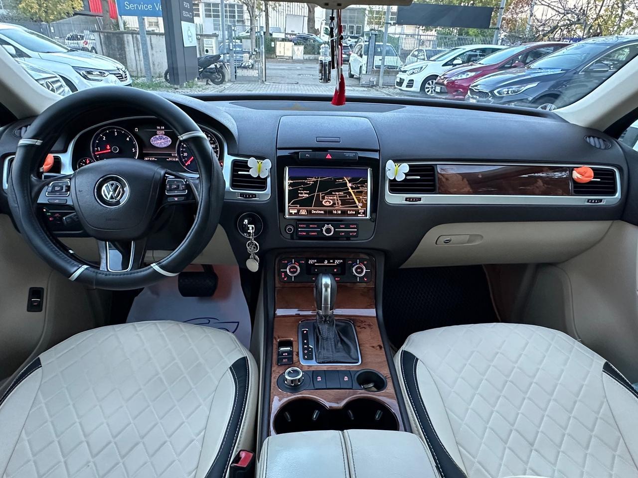 Volkswagen Touareg 3.0 TDI 245 CV tiptronic BlueMotion Techn. Executive