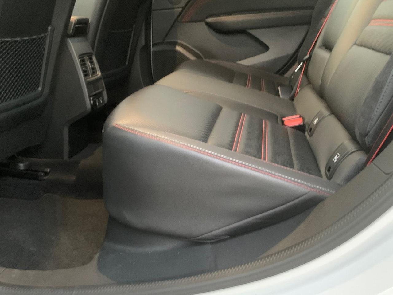 Renault Arkana 1.6 e-tech full hybrid r.s. line 145cv