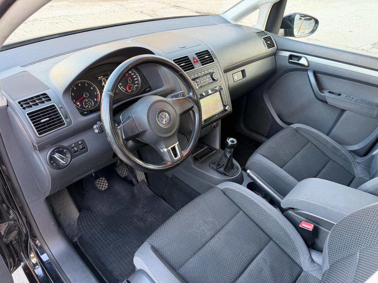 Volkswagen Touran Metano 1.4 benzina 150 cv 2011