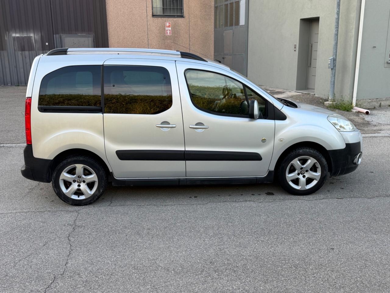 Peugeot Partner Tepee 1.6 90CV //GPL//