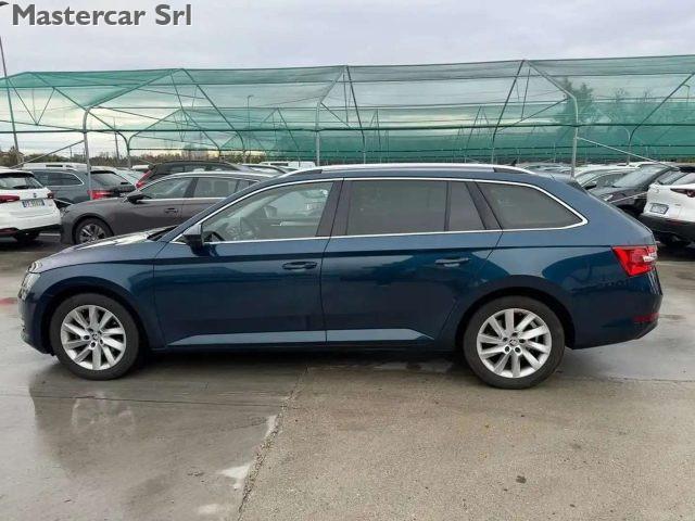 SKODA Superb Wagon 2.0 tdi evo Executive 150cv dsg - GG905ZF