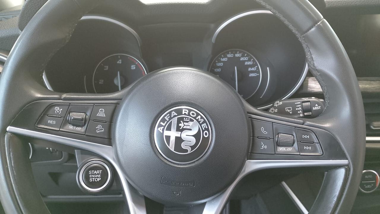 Alfa Romeo Stelvio 2.2 Turbodiesel 190 CV AT8 RWD Business