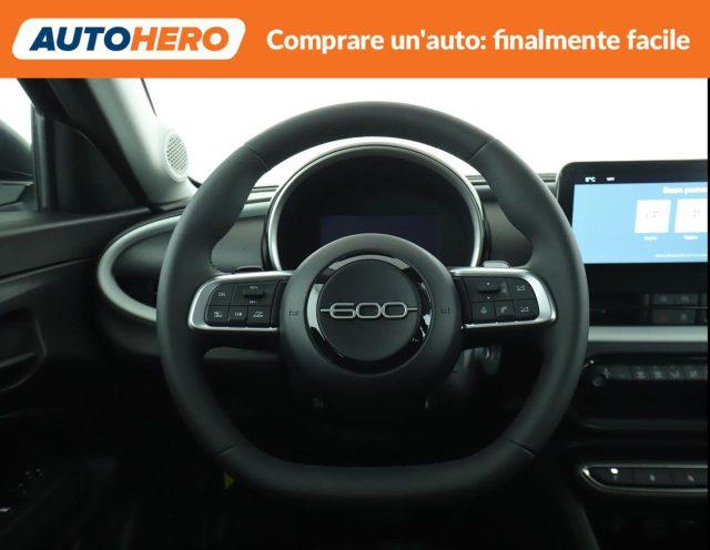 FIAT 600 Hybrid 100 CV DCT MHEV