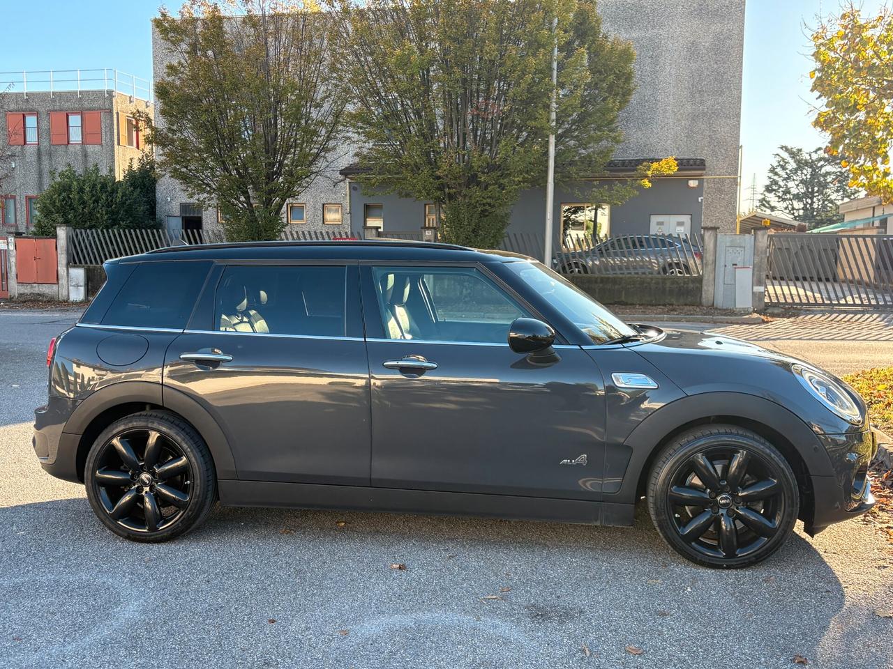 MINI CLUBMAN 2.0D aut 190cv 4x4-133000km-2018