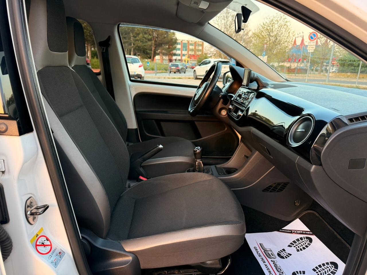 Volkswagen up! 1.0 5p 12 MESI GARANZIA