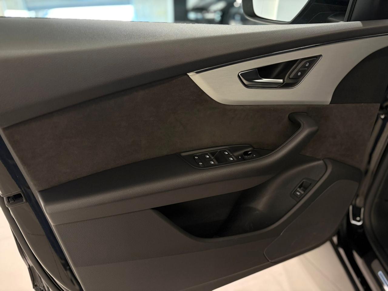 Audi Q8 50 TDI 286 CV S-LINE Quattro tiptronic