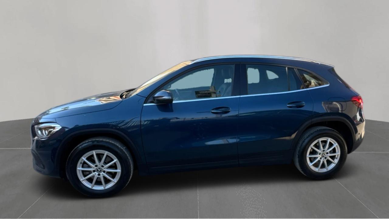 Mercedes-benz GLA 200 d Automatic Business Extra Cross