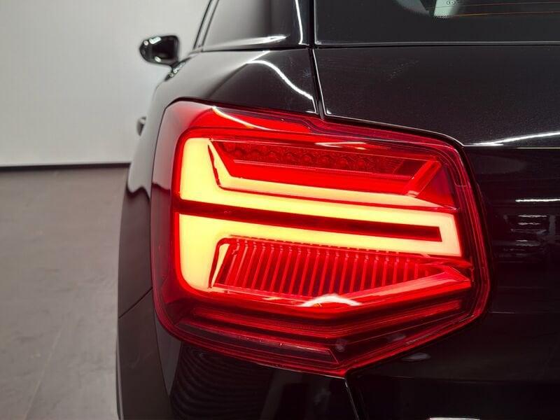 Audi Q2 Audi Business 30 TDI 85(116) kW(CV) 6-marce