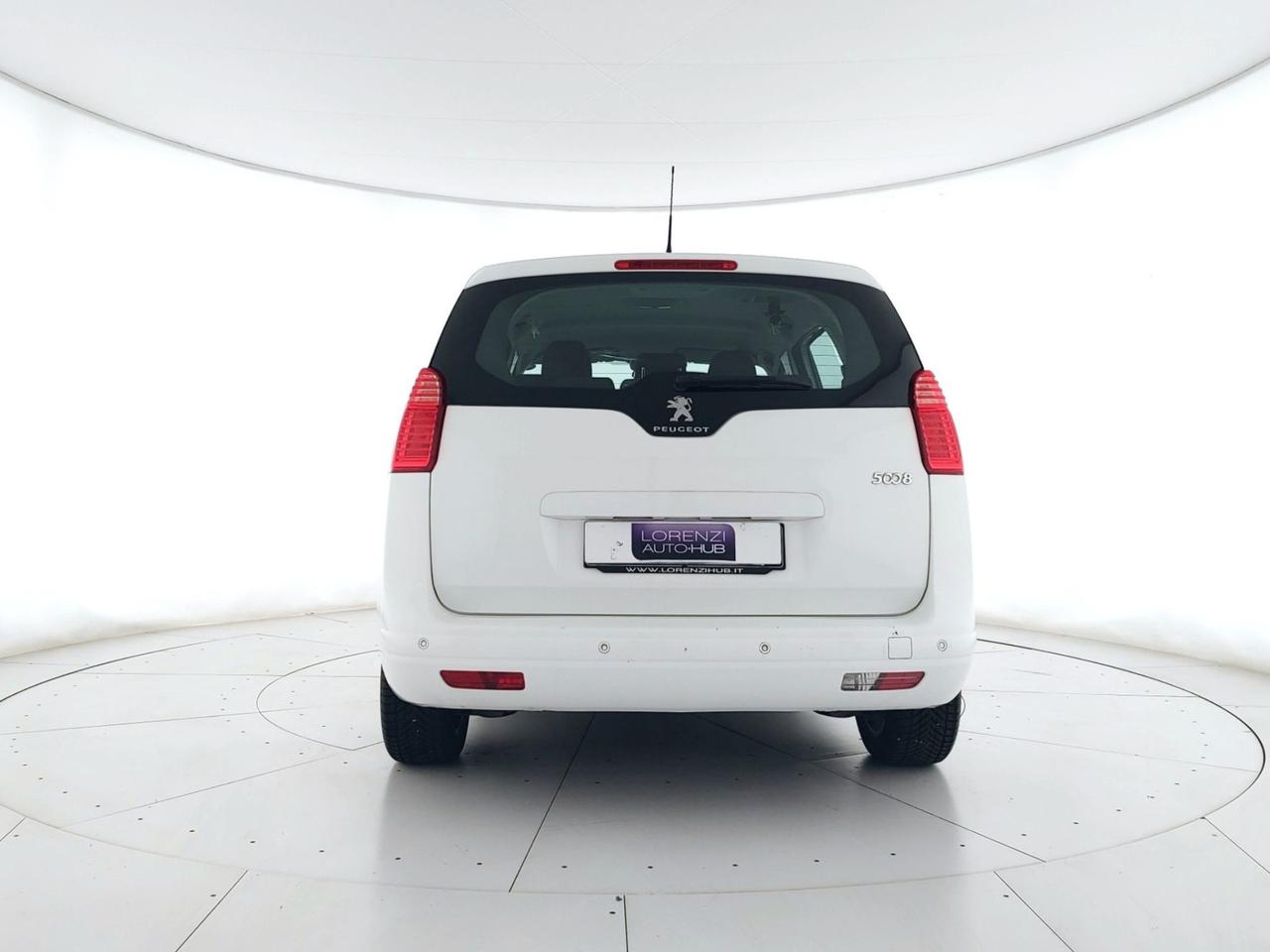 PEUGEOT 5008 1.6 hdi 8v Active 115cv COMMERCIANTI+7 POSTI