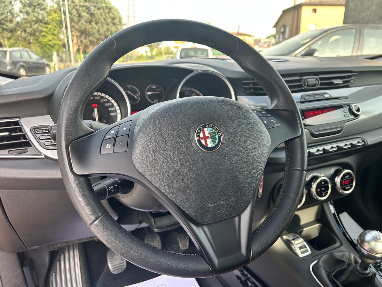 GIULIETTA 1.4T-JET 120CV UNICO PELLE NEOPATENTATI