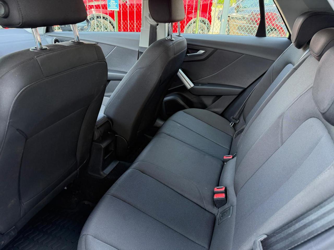 AUDI Q2 35 TFSI S tronic