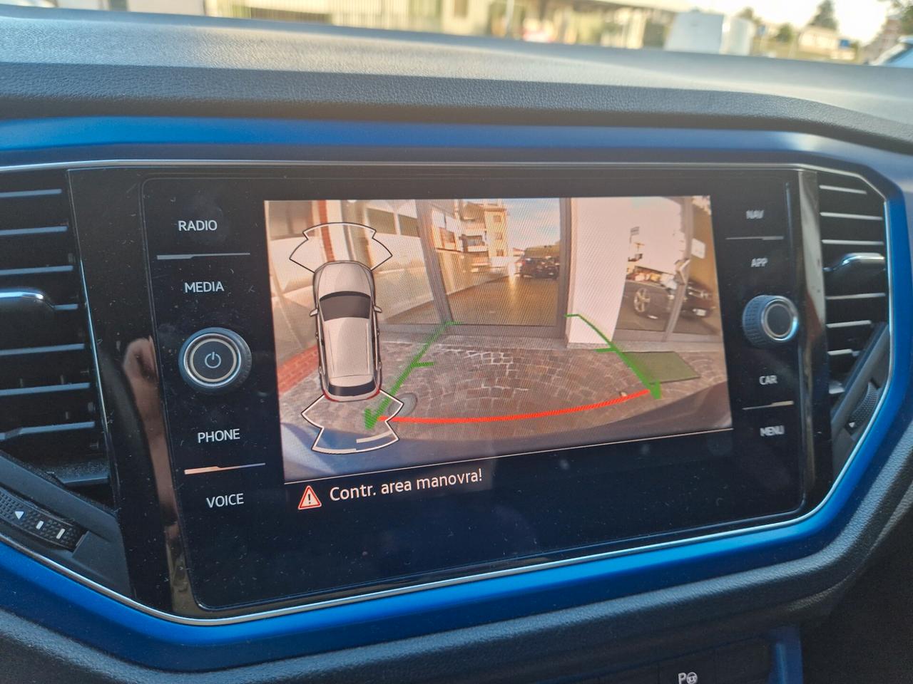 Volkswagen T-Roc 1.0tsi 110cv Style LED-VIRTUAL-R.CAMERA / PROMO