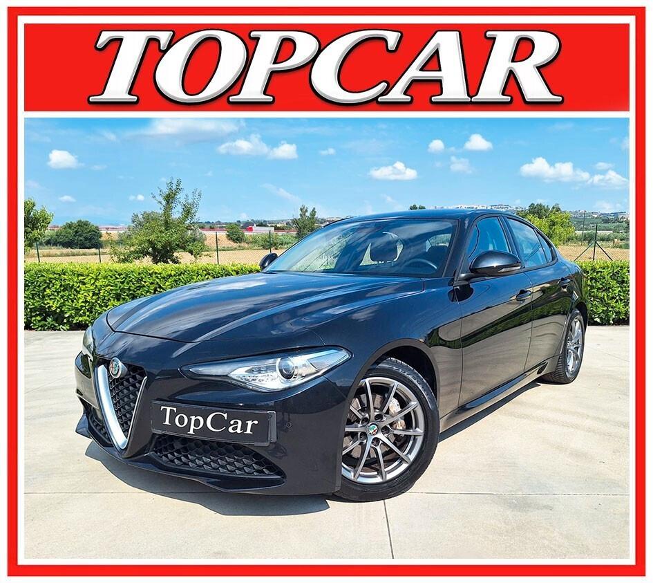 Alfa Romeo GiuliaDa € 236,00 Al mese