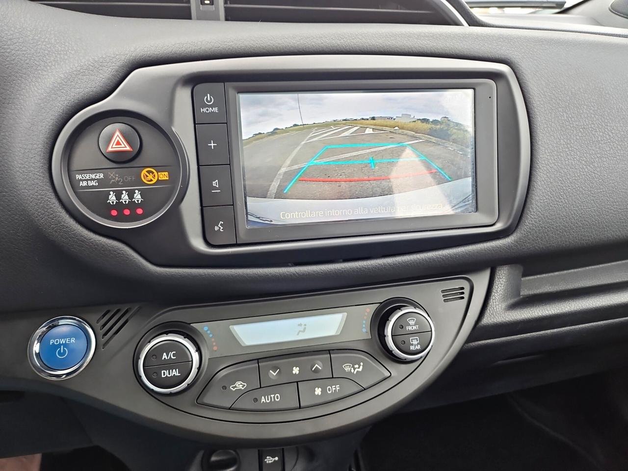 Toyota Yaris 1.5 Hybrid 5 porte Style FULL NEOPATENTATI