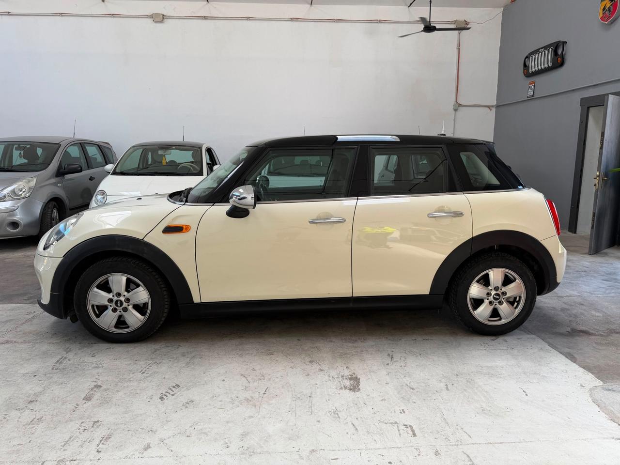 Mini 1.5 Cooper D 5 porte