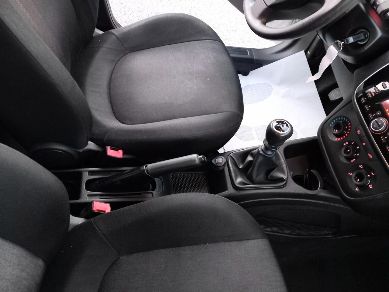 Fiat Punto 1.2 Lounge OK NEO