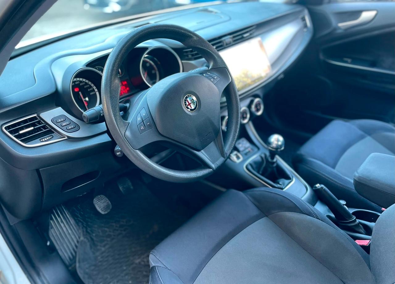Alfa Romeo Giulietta 1.6 JTDm-2 105 CV Exclusive