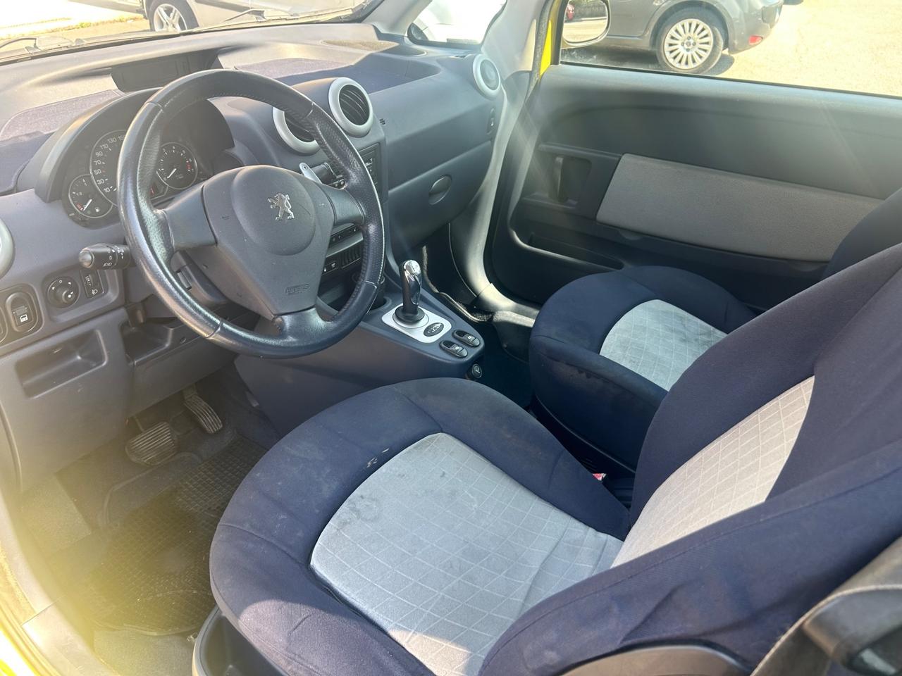 Peugeot 1007 1400 benzina 75cv automatica