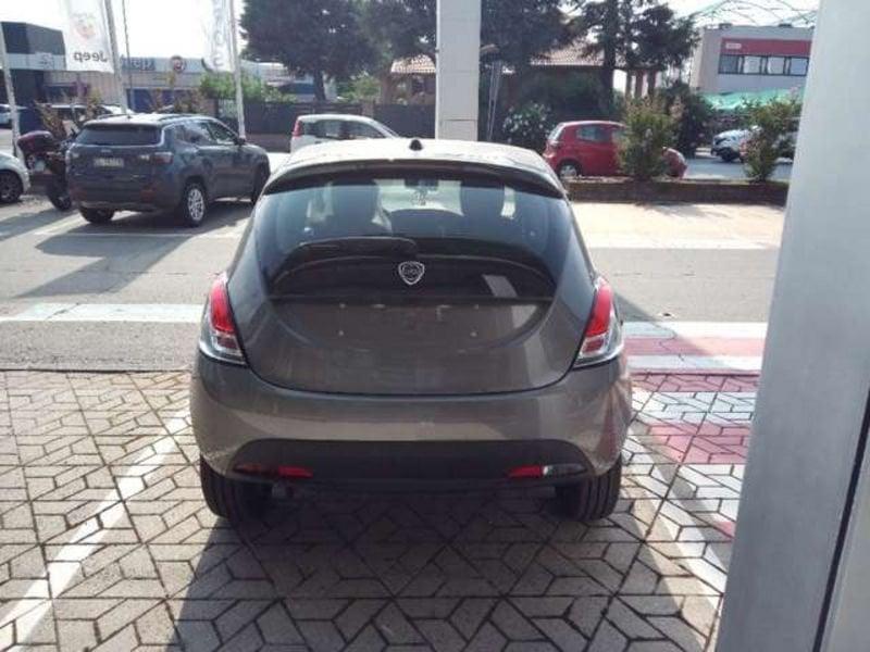 Lancia Ypsilon 1.0 FireFly Hybrid Oro