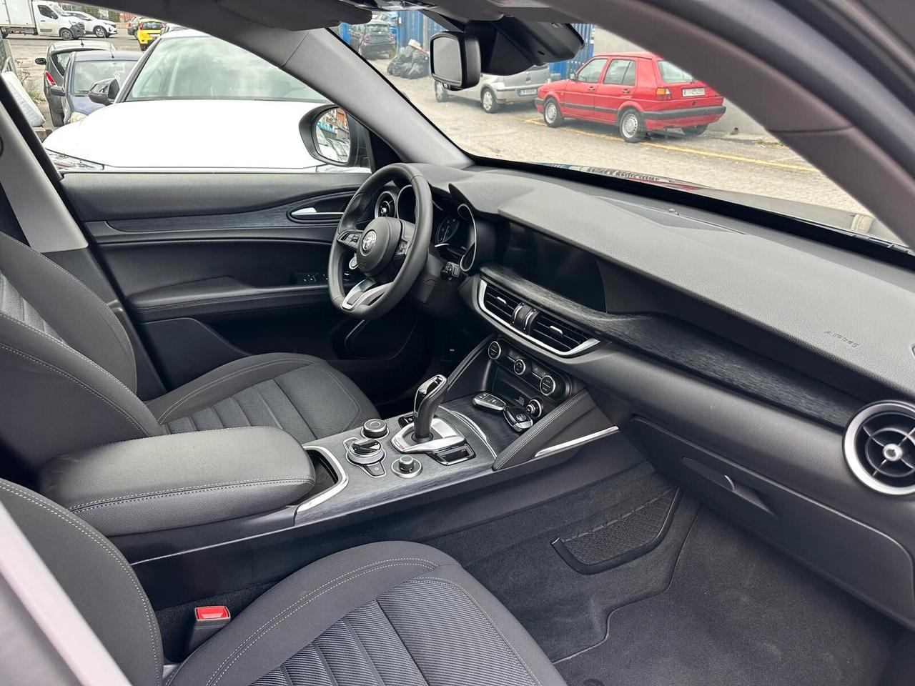 Alfa Romeo Stelvio 2.2 Turbodiesel 190 CV AT8 RWD Sprint