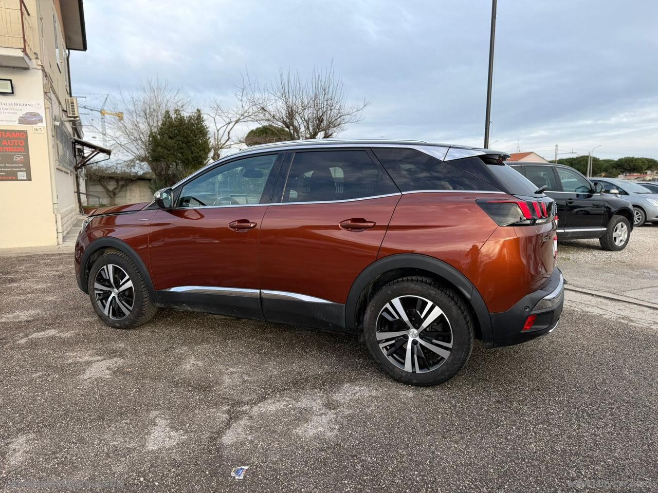 PEUGEOT 3008 BlueHDi 130 S&S EAT8 GT Line