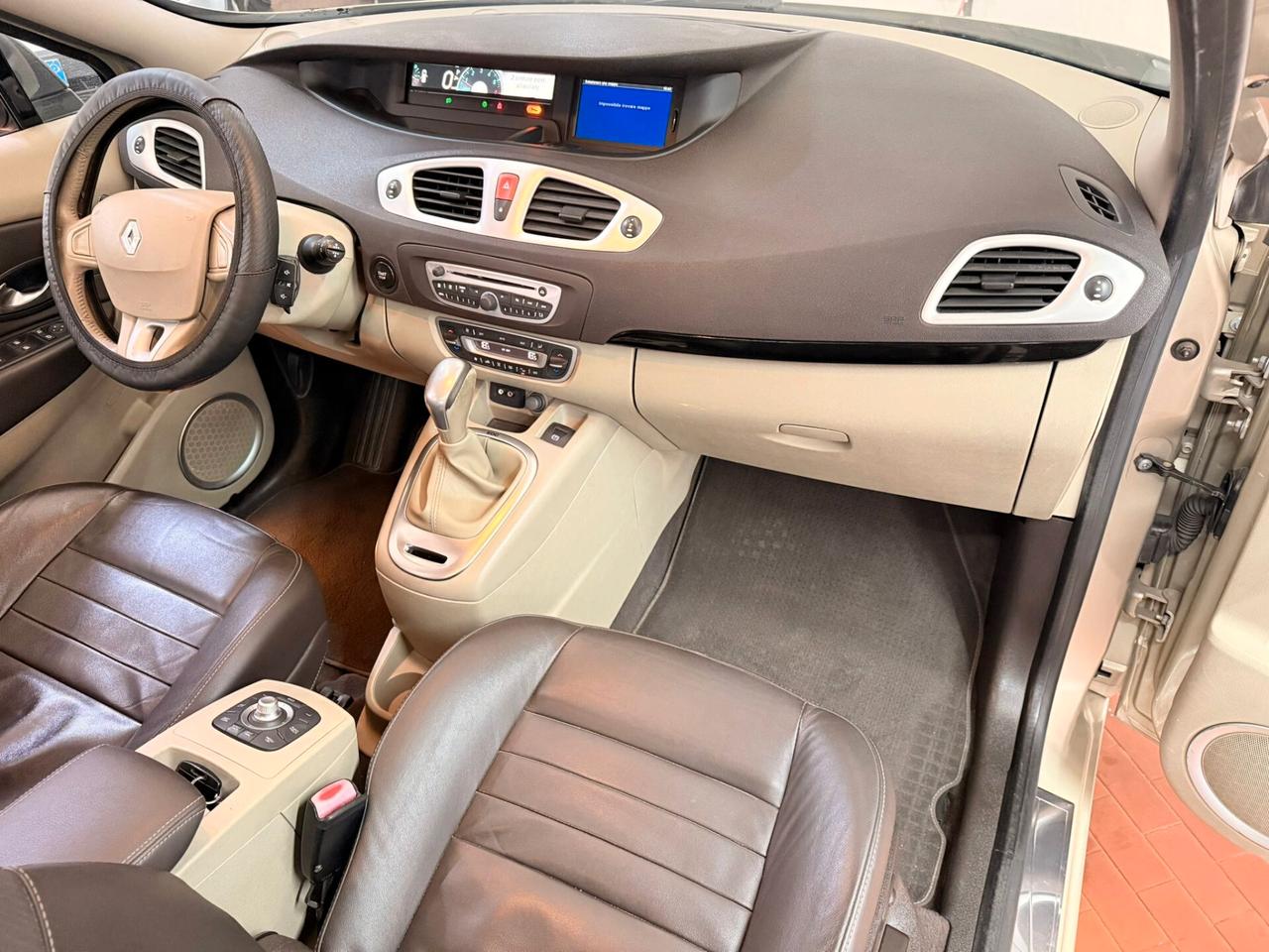 Renault Scenic X-Mod 1.5 dCi 110CVDynamique