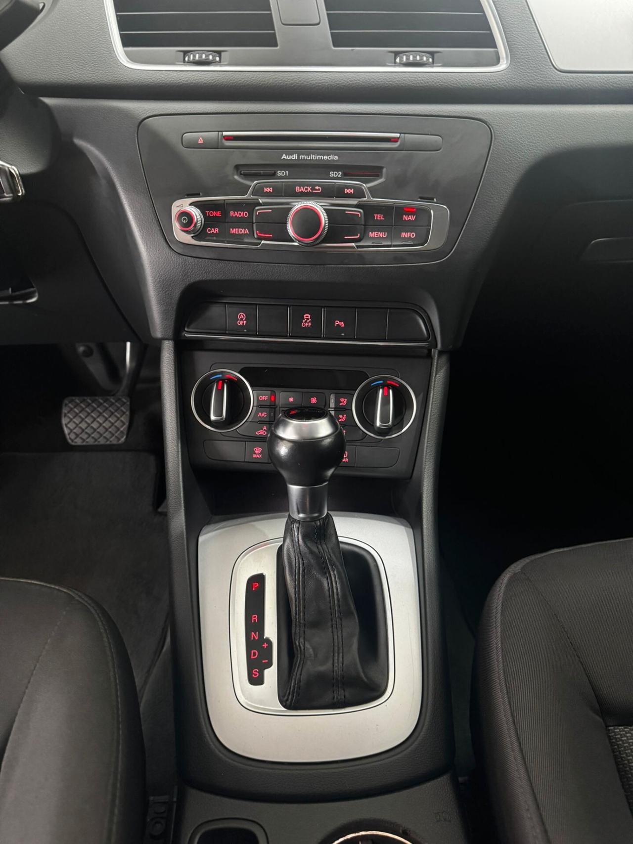 Audi Q3 2.0 TDI 150 CV S tronic