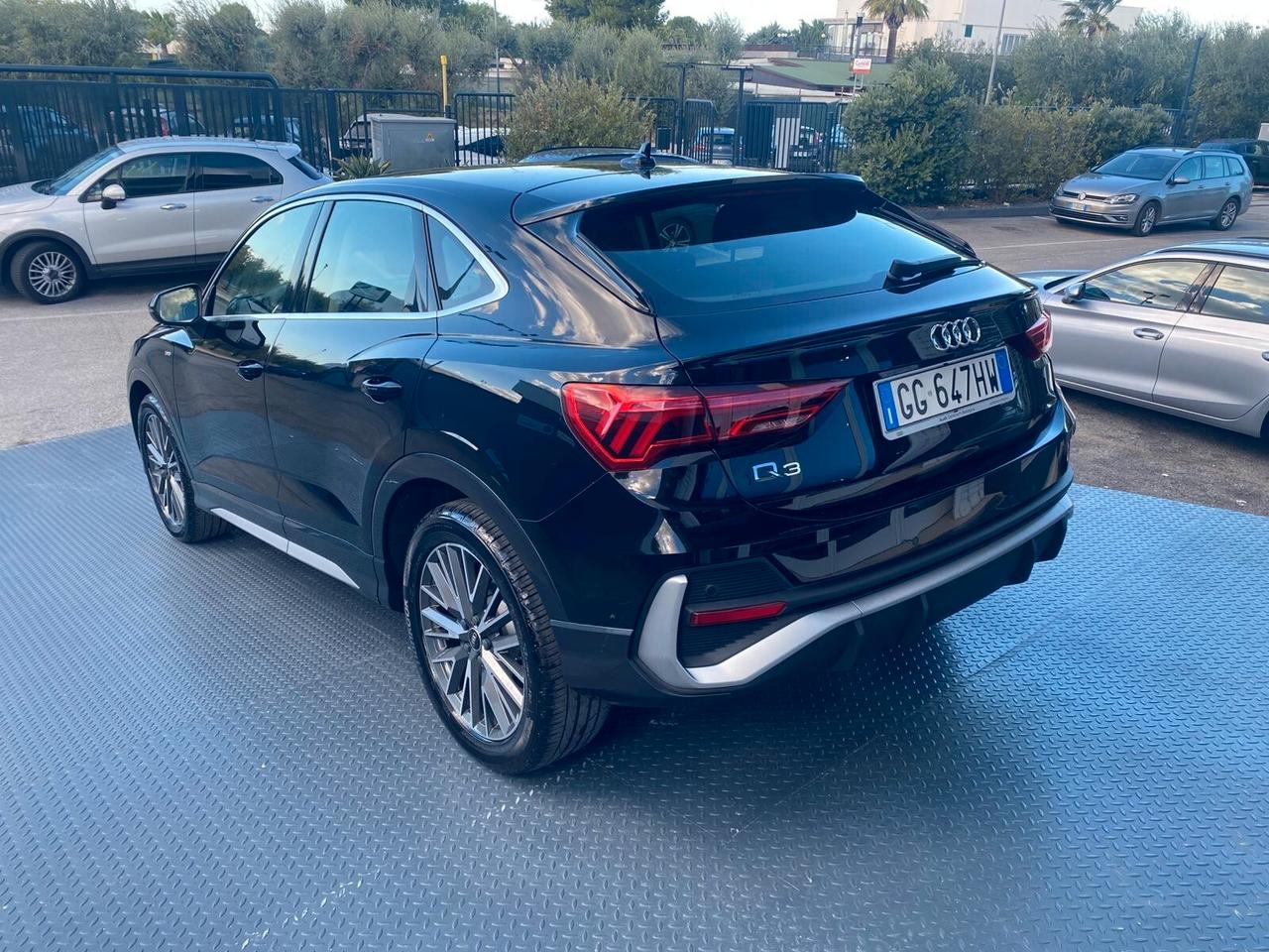 Audi Q3 SPB 45 TFSI e S tronic line edition