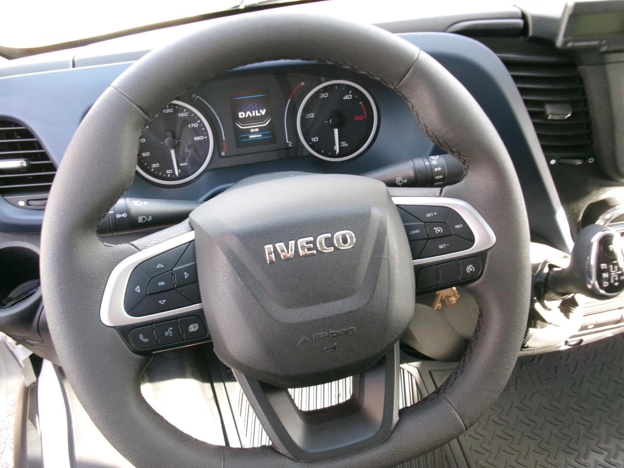 Iveco Daily 35C14 2.3 140CV E6D HI-MATIC FRIGO ATP FRBX 10/2028 7 PEDANE