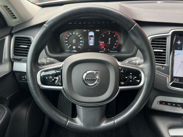 VOLVO XC90 D5 AWD Geartronic Momentum
