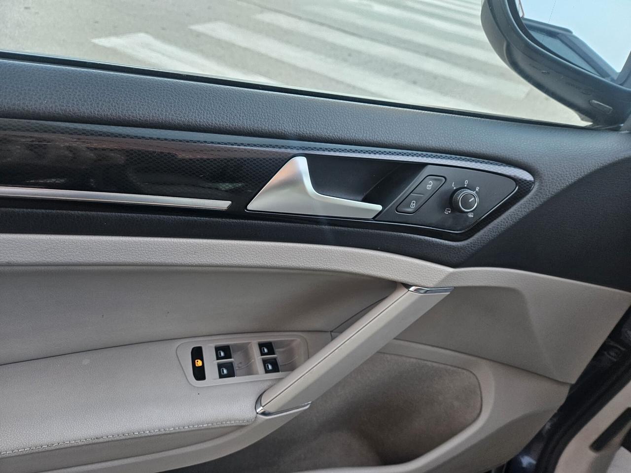 Volkswagen Golf 2.0Tdi 150cv autom. Highline pelle tot