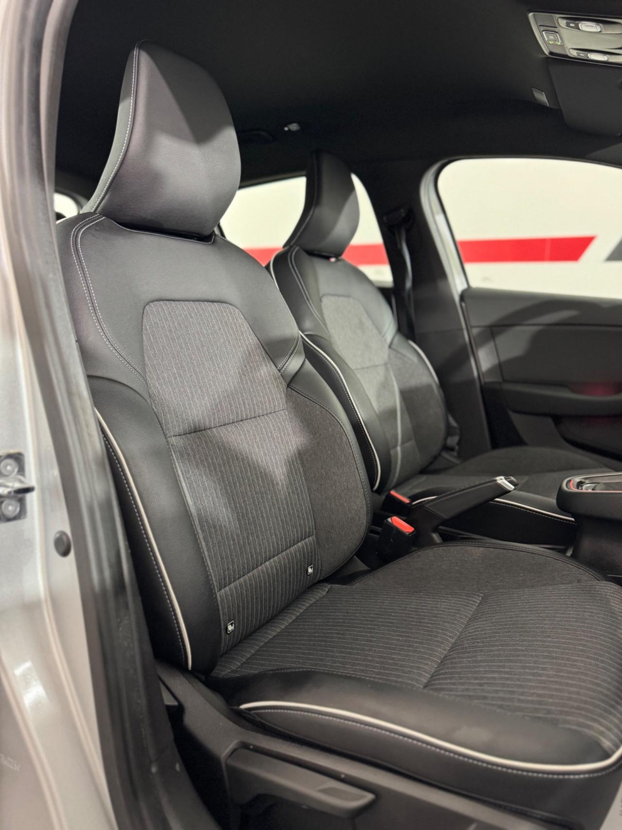 Renault Clio Full Hybrid E-Tech 140 CV 5 porte Intens