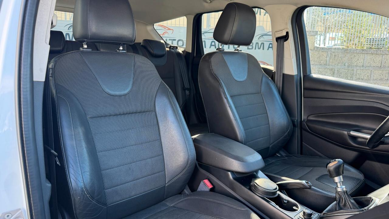 Ford Kuga 2.0 TDCI 140 CV 2WD Titanium