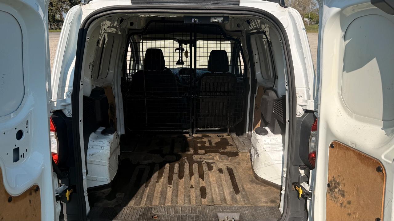 FORD TRANSIT COURIER TREND