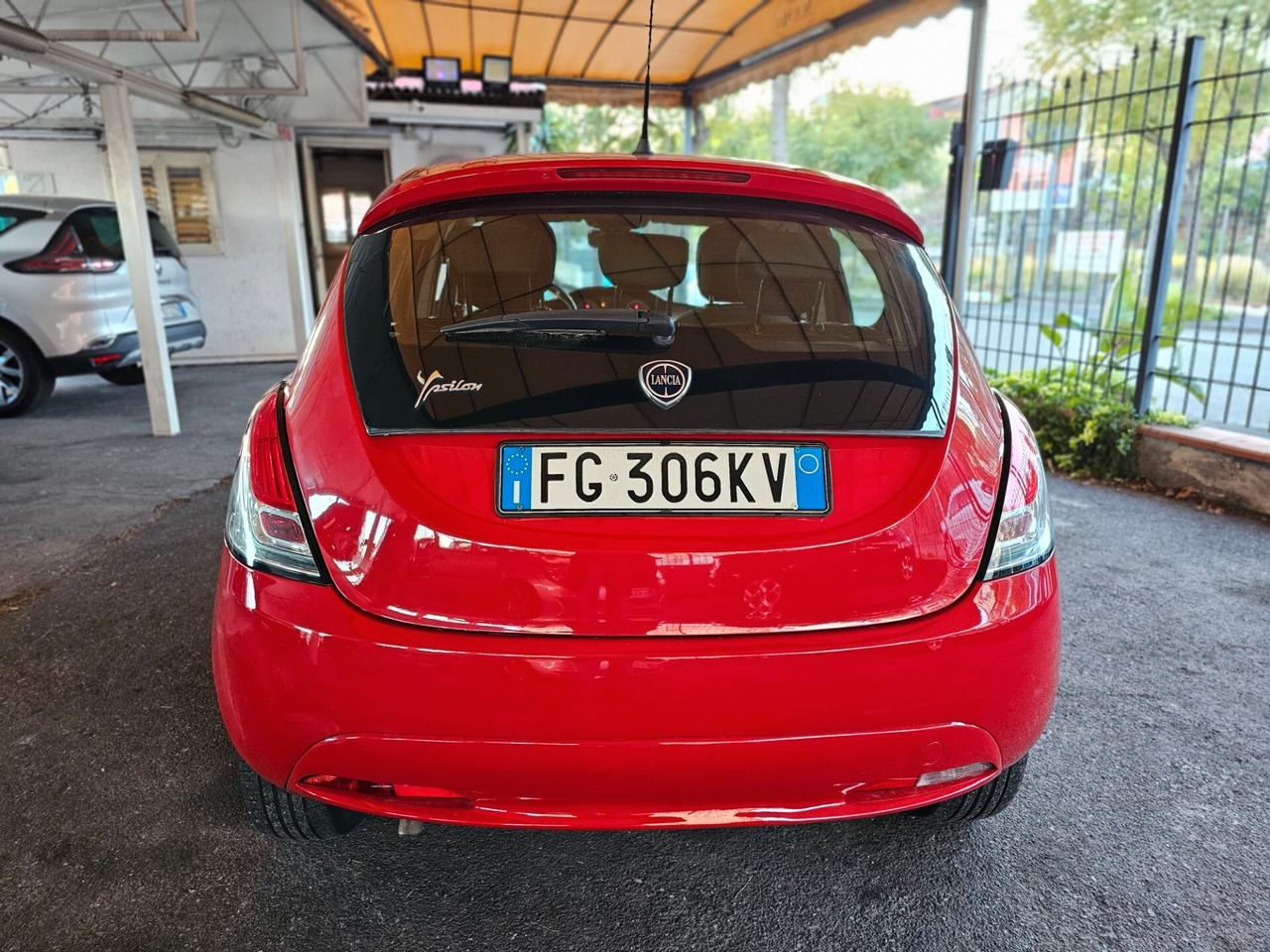 Lancia Ypsilon 1.2 69 CV 5 porte GPL Ecochic Gold