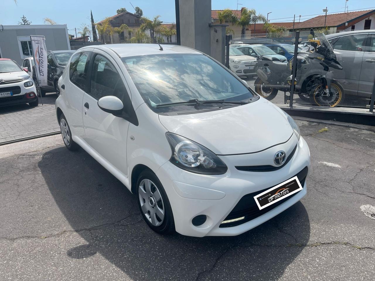 Toyota Aygo 1.0 12V VVT-i 5 porte -2013