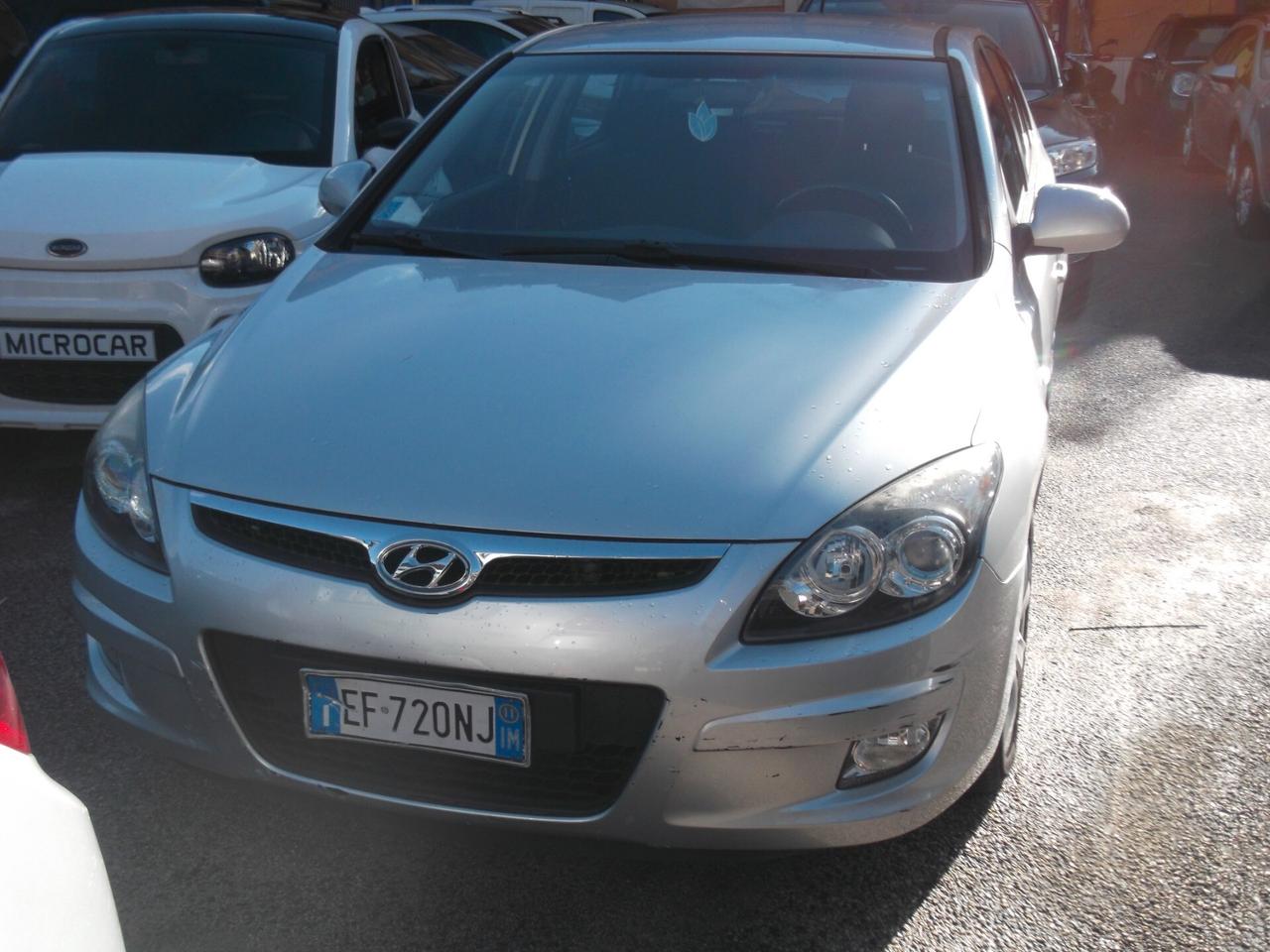 Hyundai i30 1.6 CRDi 90CV 6m. 5p. Active Special - 24