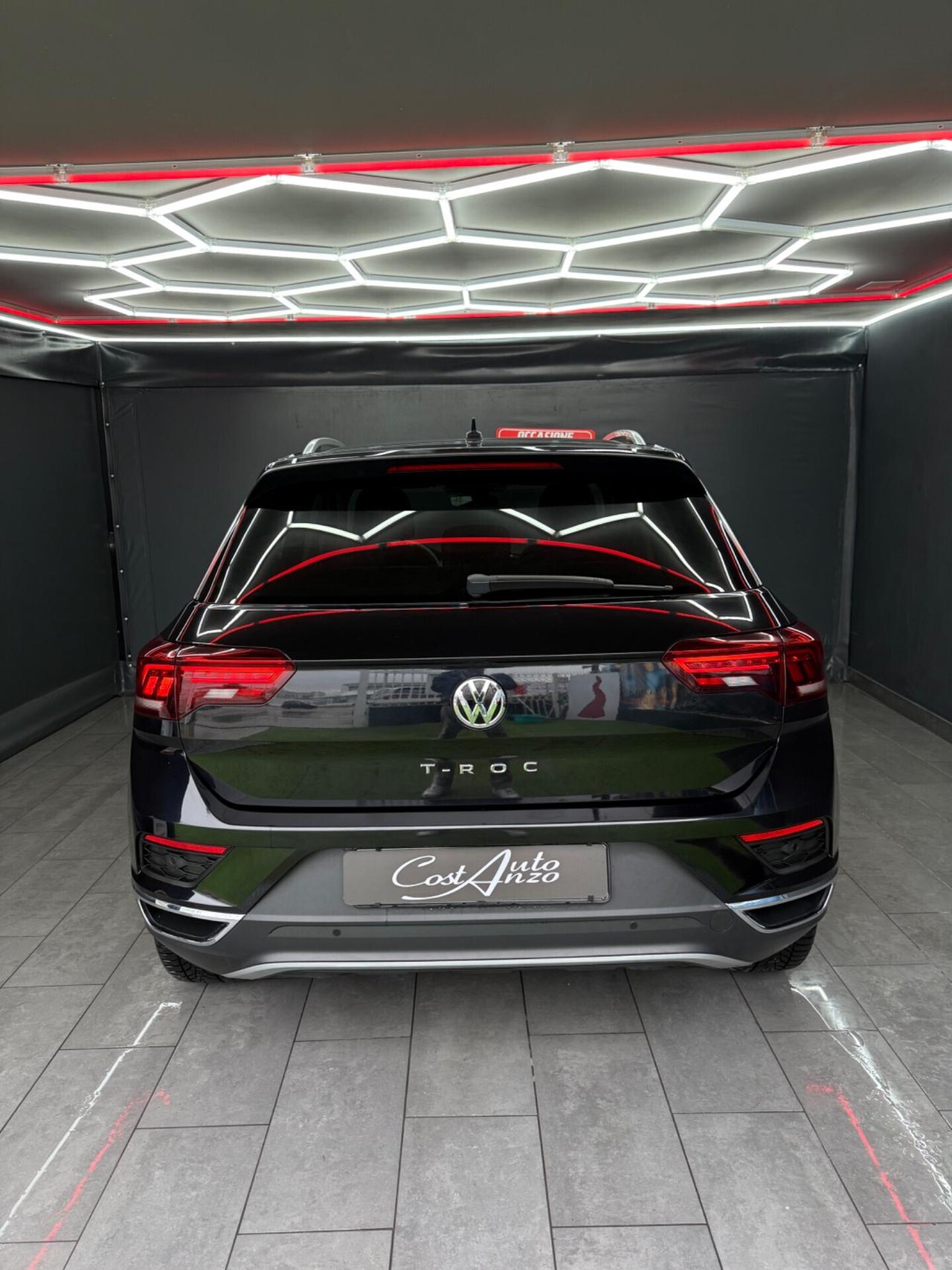 Volkswagen T-Roc 1.6 TDI SCR Advanced BLACK 10/2018