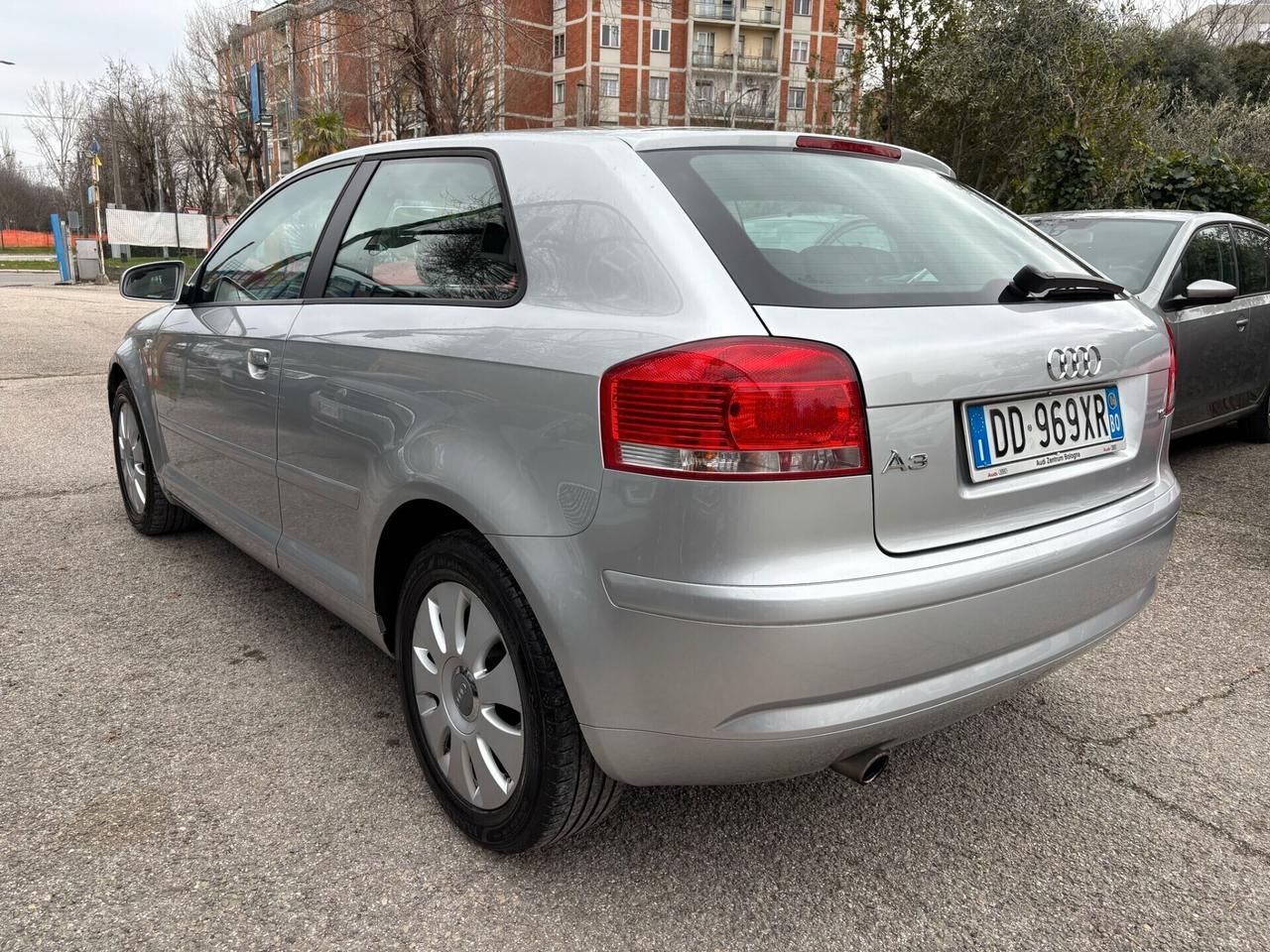 Audi A3 1.6 Benzina km 78000 OK Neopatentati