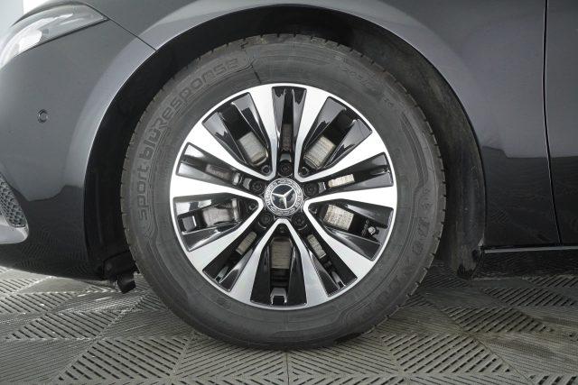 MERCEDES-BENZ A 180 A 180 d Automatic Business Extra