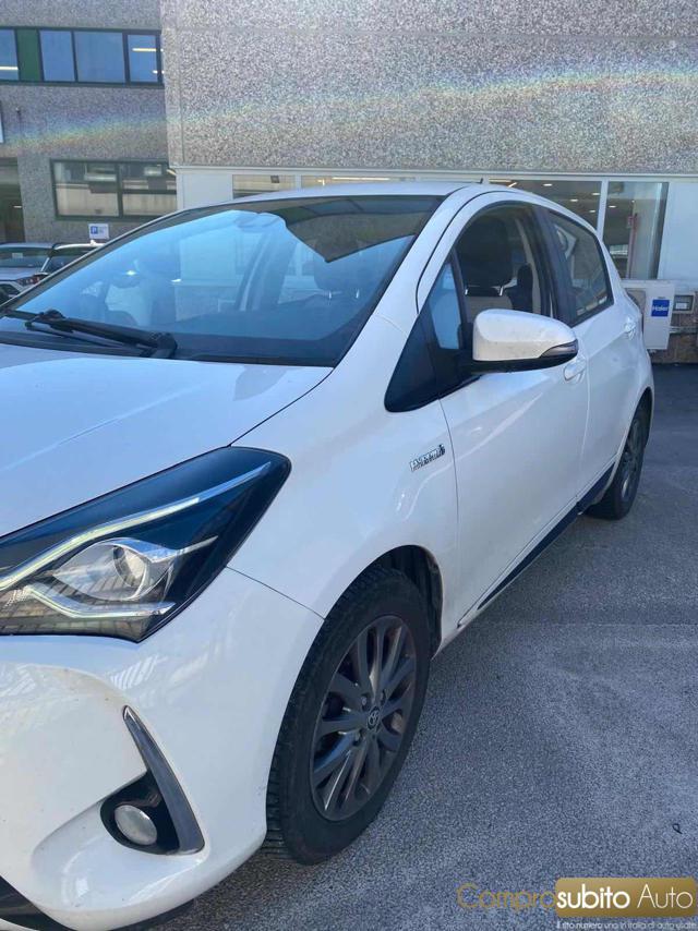 TOYOTA Yaris 1.5 Hybrid (Garanzia 12 Mesi inclusa )