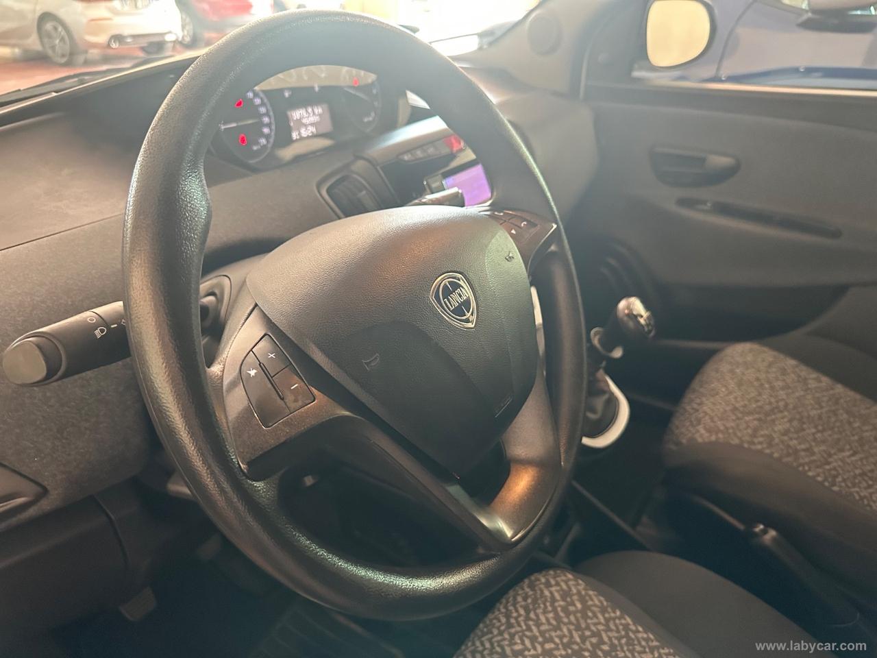 LANCIA Ypsilon 1.0 FireFly 5p.S&S Hybrid Silver